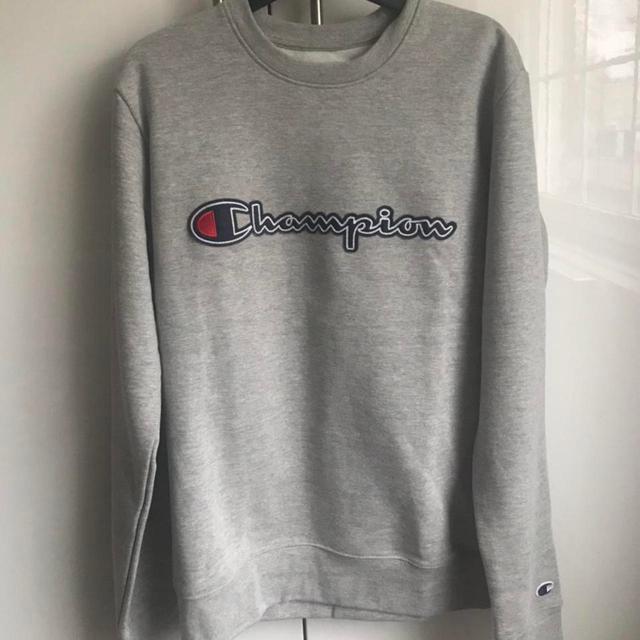 Champion Women's Sweatshirt - Grey - S on Productcaster.