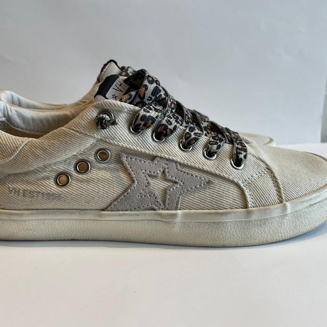 Vintage Havana Women's Trainers - White - UK 3.5 on Productcaster.