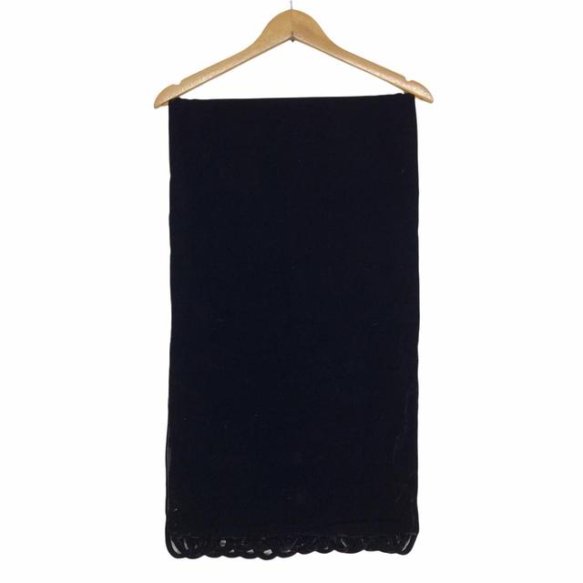 Women's Scarf - Black on Productcaster.