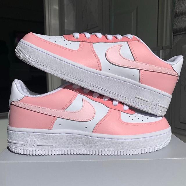 Nike Women's Trainers - White/Pink - UK 1.5 on Productcaster.