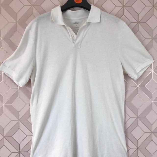 DKNY Men's Polo shirt - White - S on Productcaster.