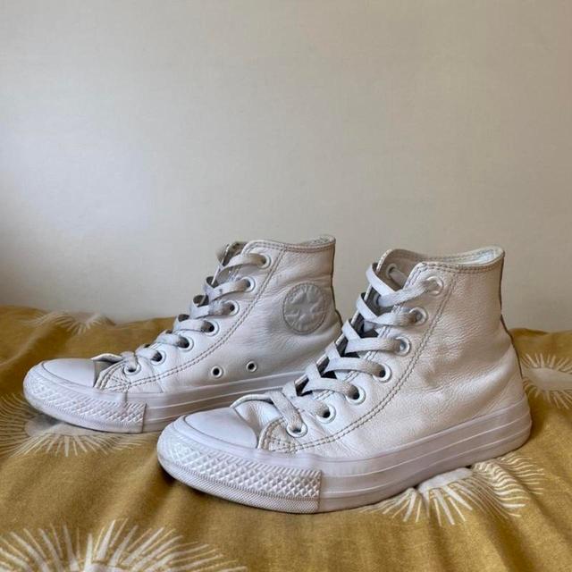 Converse Women's Trainers - White - UK 3 on Productcaster.