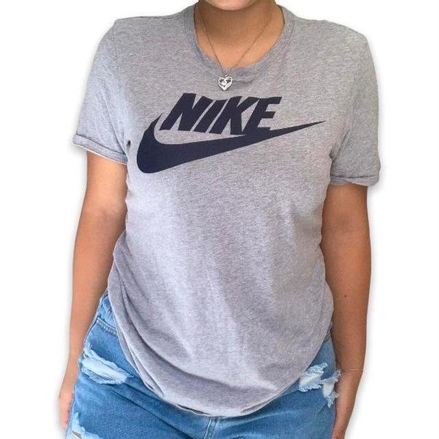 Nike Women's T-shirt - Grey - S on Productcaster.