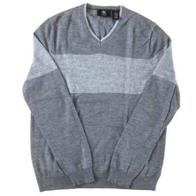 Calvin Klein Men's Jumper - Grey - M on Productcaster.