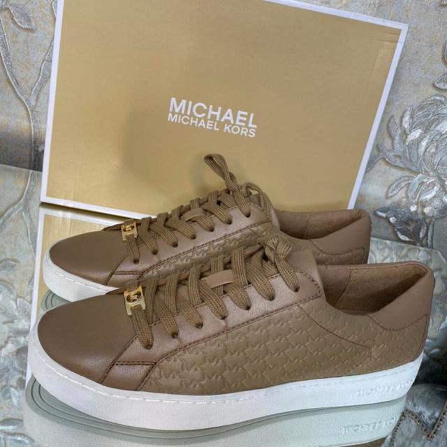 Michael Kors Women's Trainers - Tan/White - UK 6 on Productcaster.