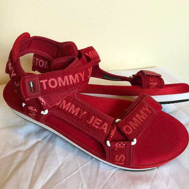 Tommy Hilfiger Women's Sandals - Red - UK 6 on Productcaster.