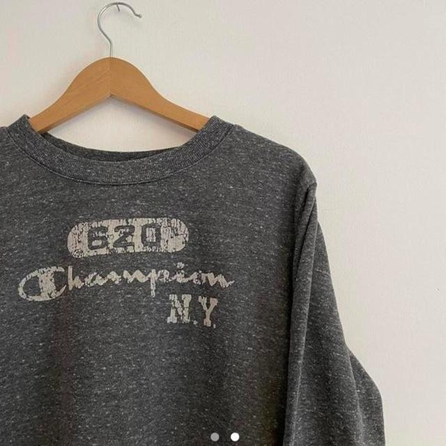 Champion Women's Jumper - Grey/White - S on Productcaster.