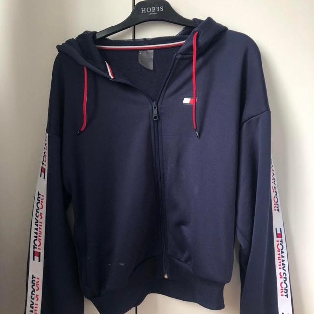 Tommy Hilfiger Women's Hoodie - Navy - XS on Productcaster.