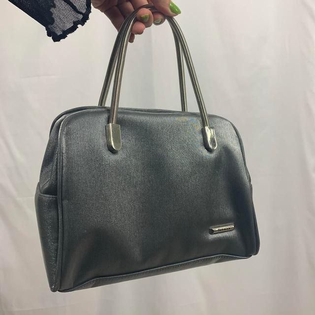 Vintage Women's Bag - Silver on Productcaster.