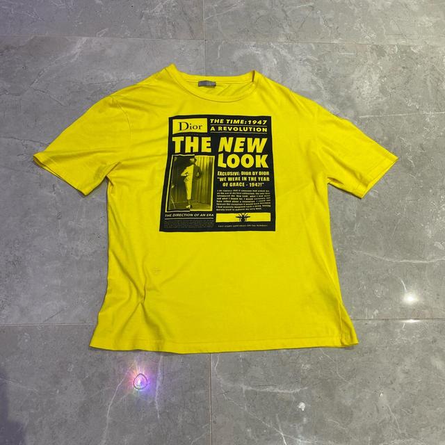 Dior Men's T-shirt - Yellow - M on Productcaster.