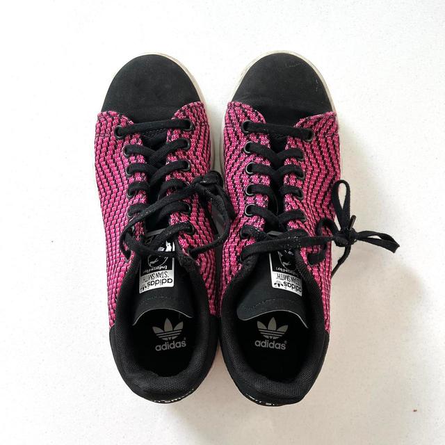 Adidas Women's Trainers - Pink/Black - UK 5 on Productcaster.