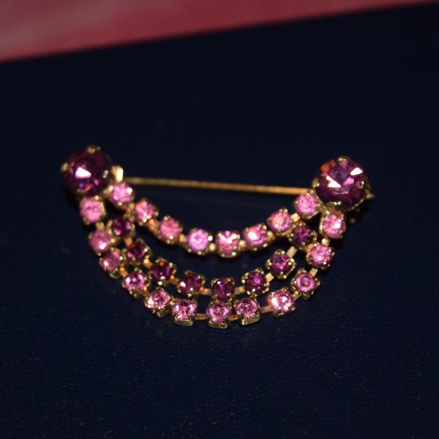 Vintage Women's Brooch - Pink on Productcaster.