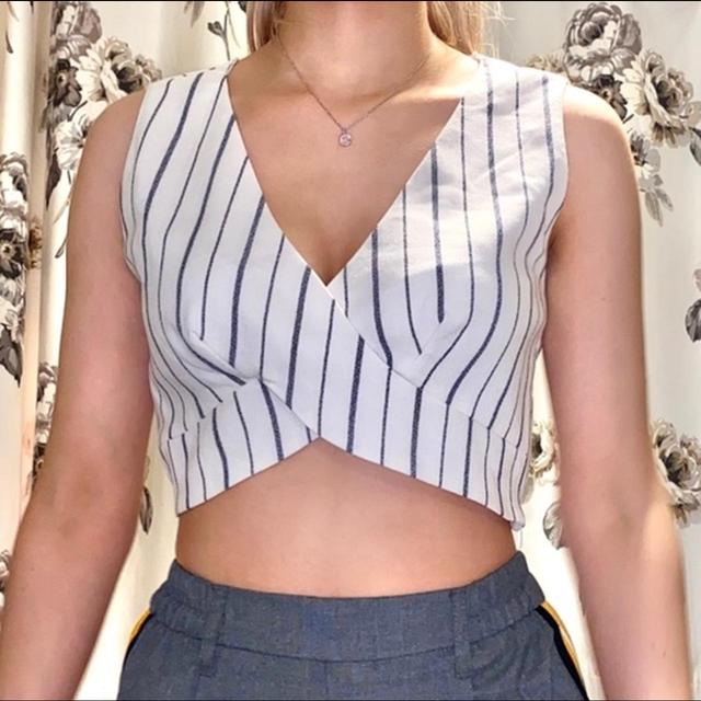 River Island Women's Crop top - Cream/Navy - 10 on Productcaster.