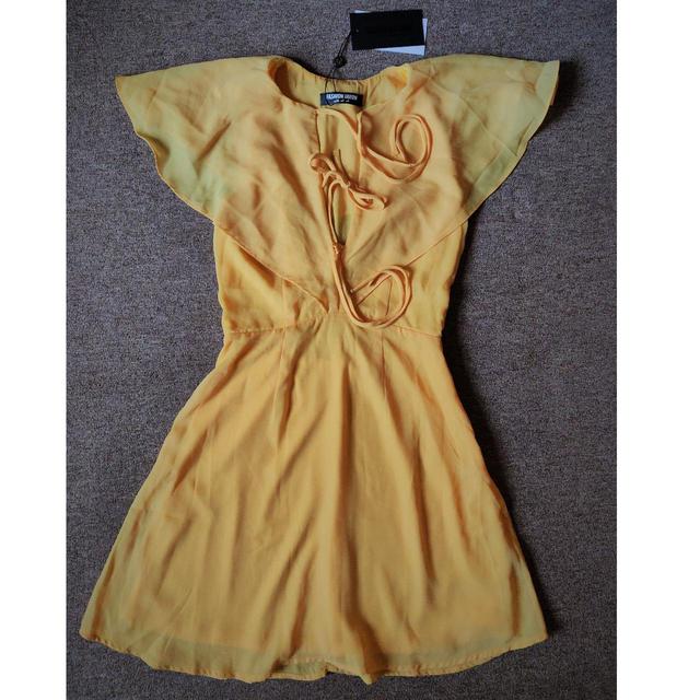 Fashion Union Women's A-line Dress - Yellow - 6 on Productcaster.