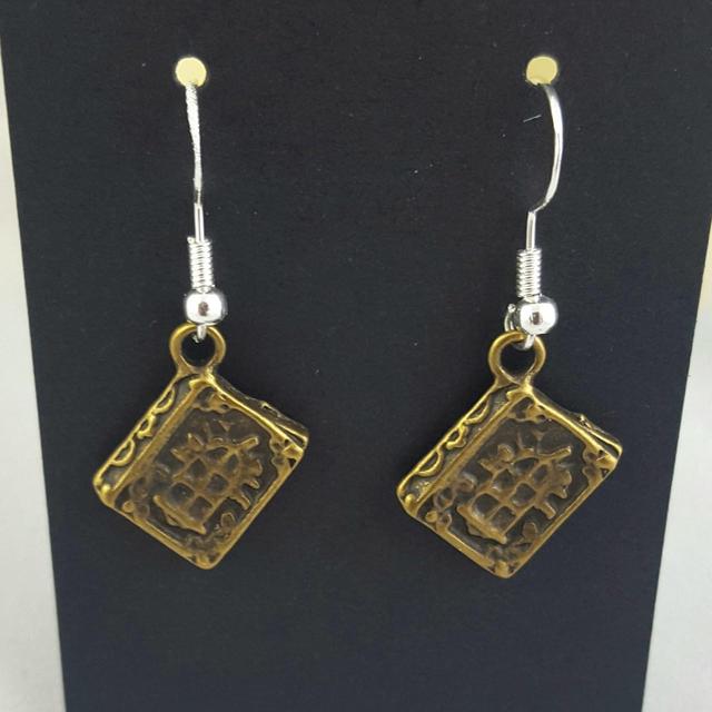 Handmade Women's Earrings - Silver on Productcaster.