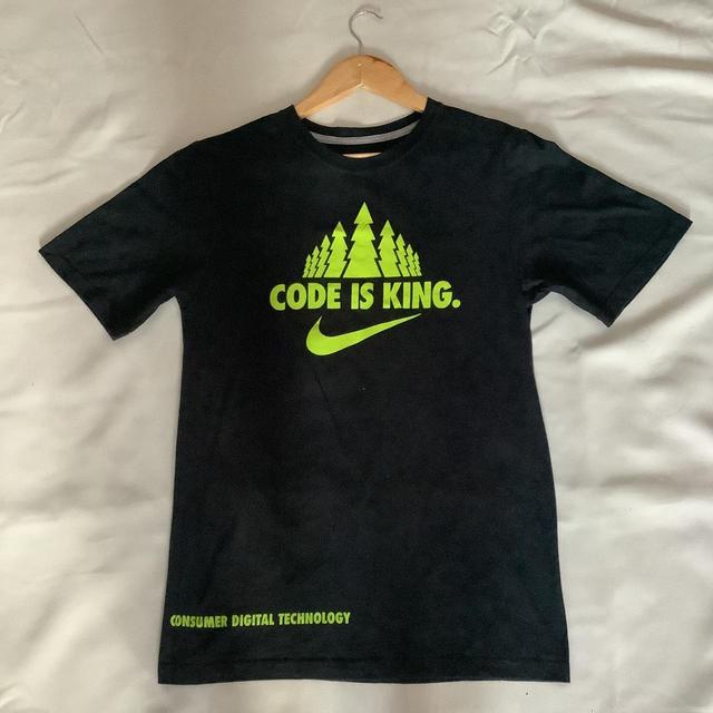 Nike Men's T-shirt - Black - S on Productcaster.