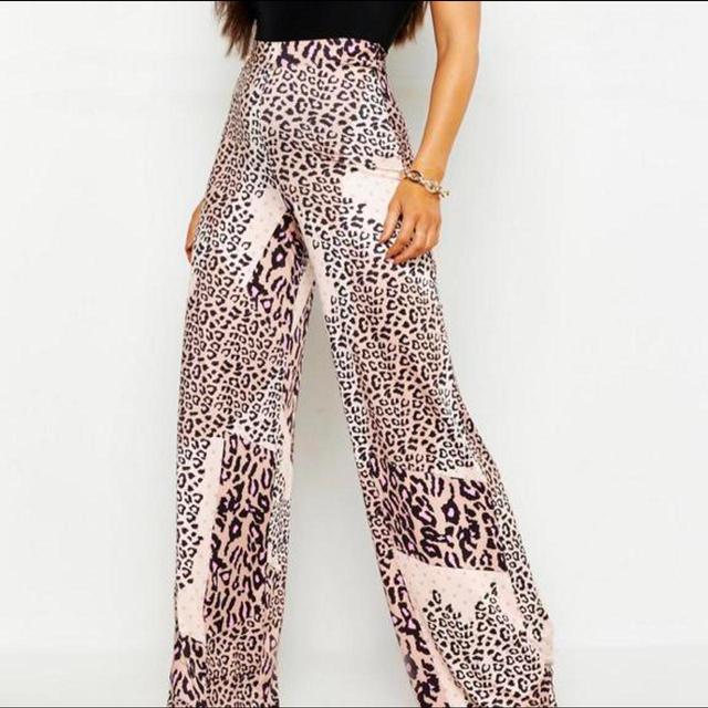 Boohoo Women's Trousers - Multi - UK 6 on Productcaster.