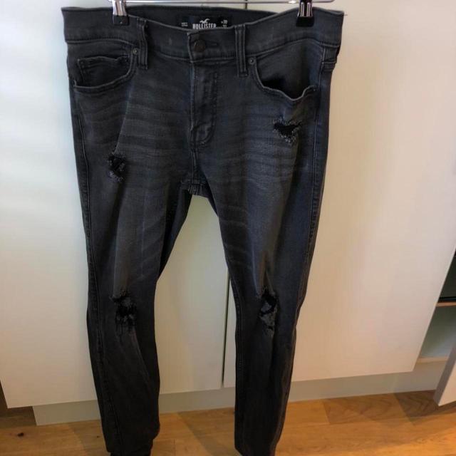 Hollister Co. Men's Skinny Jeans - Black on Productcaster.