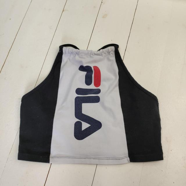 Fila Women's Crop top - Black - L on Productcaster.