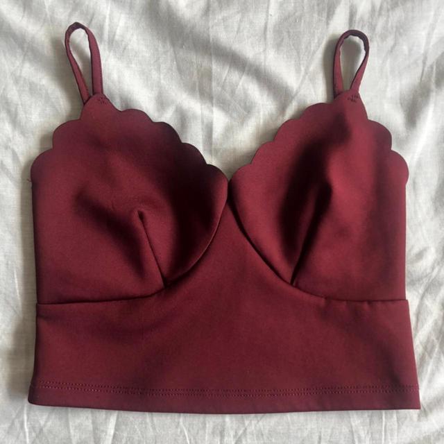 New Look Women's Crop top - Red/Burgundy - 6 on Productcaster.