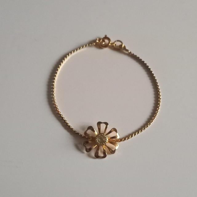 Vintage Women's Bracelet - Gold on Productcaster.