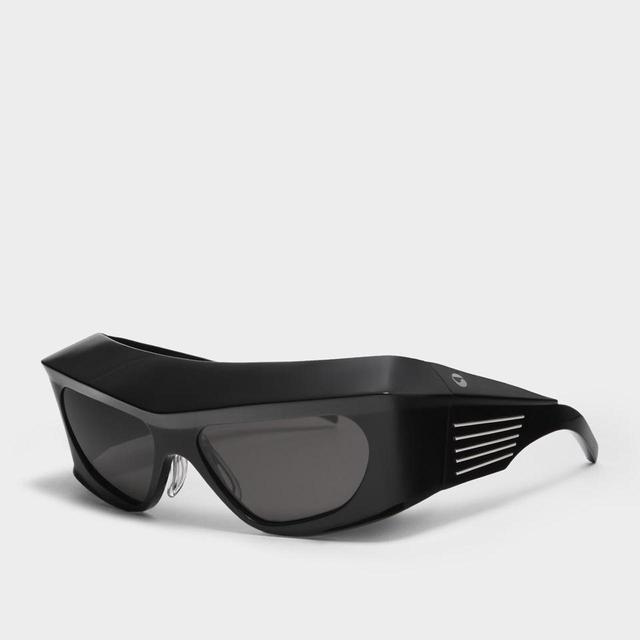 Gentle Monster Men's Going out Sunglasses - Black on Productcaster.