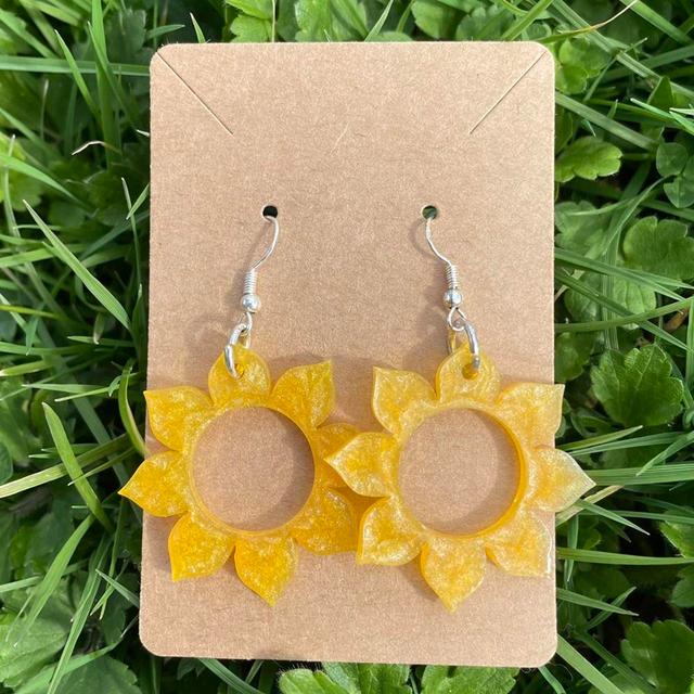 Women's Earrings - Yellow on Productcaster.