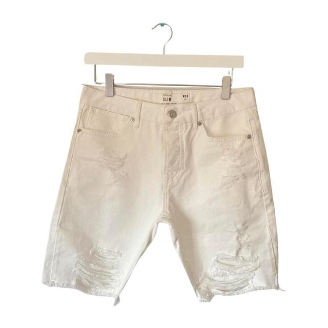 Topman Men's Shorts - White - 30" on Productcaster.