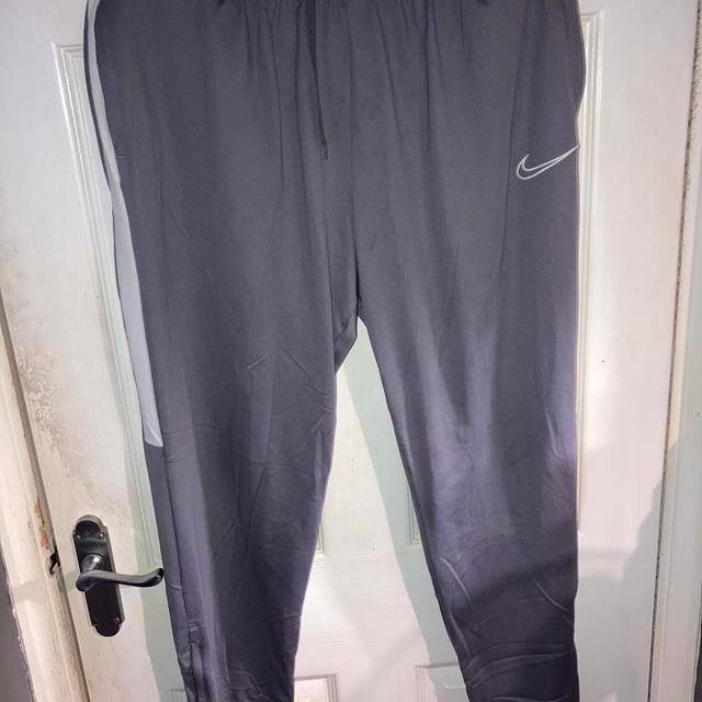 Nike Men's Sweatpants - Grey/White - XL on Productcaster.