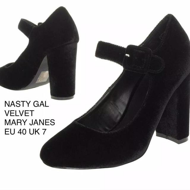 Nasty Gal Women's Courts - Black - UK 7 on Productcaster.