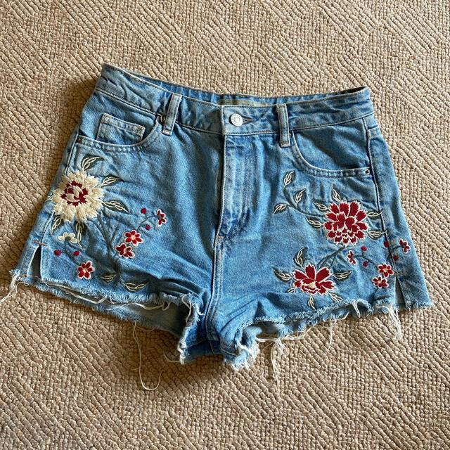 Topshop Women's Shorts - Blue - UK 8 on Productcaster.