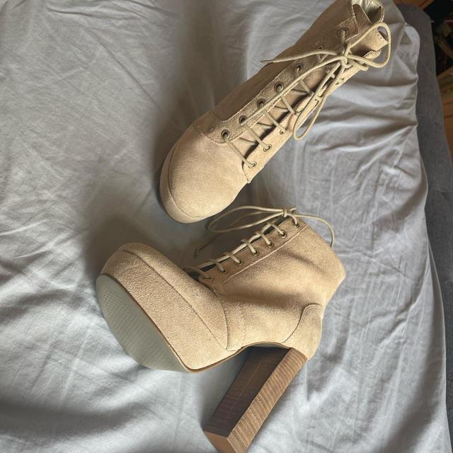 Women's Boots - Tan/Cream - UK 3.5 on Productcaster.