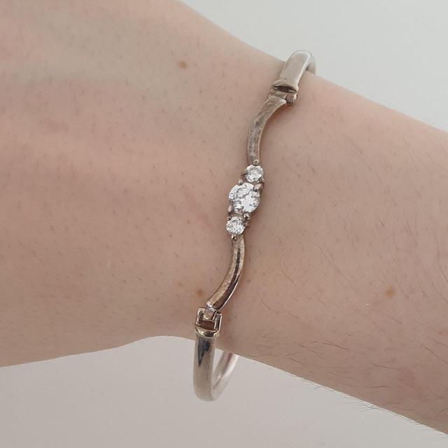 Preloved Women's Bracelet - Silver on Productcaster.