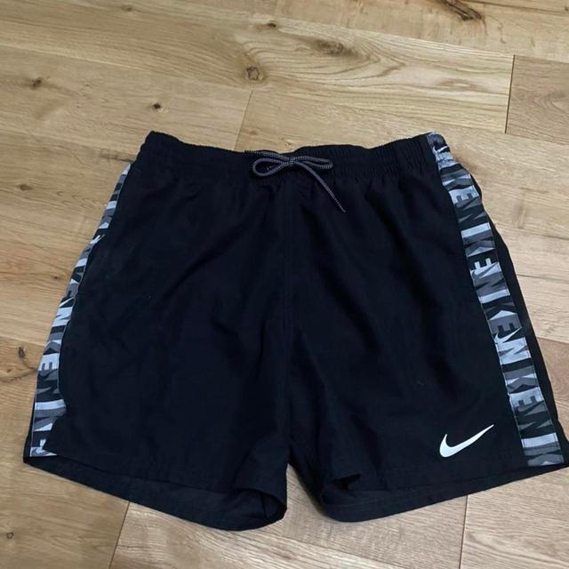 Nike Men's Shorts - Black - M on Productcaster.