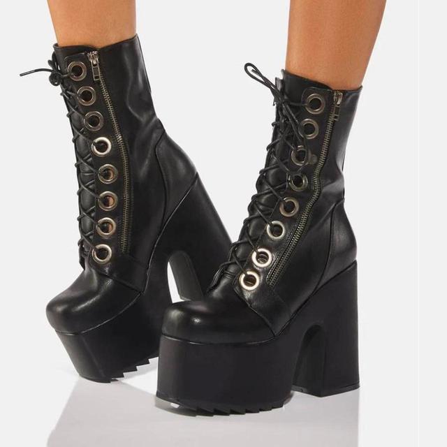 Dolls Kill Women's Platform Boots - Black - UK 3 on Productcaster.