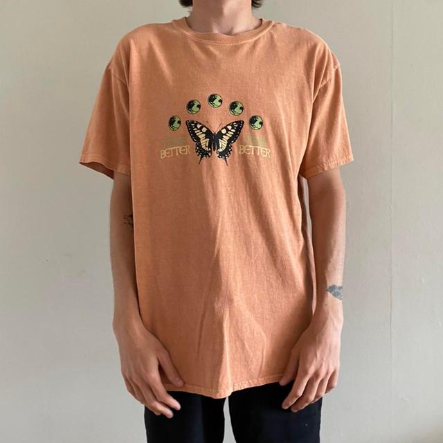 Urban Outfitters Men's T-shirt - Orange - S on Productcaster.