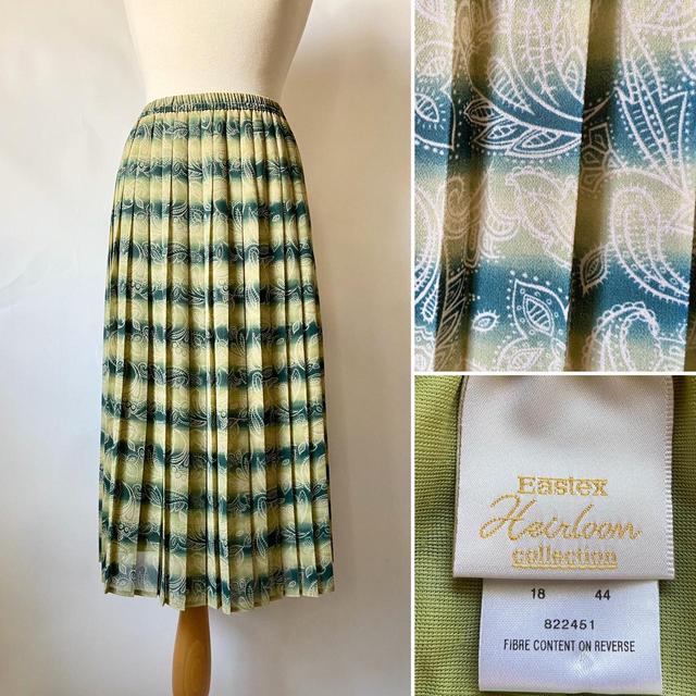 Vintage Women's Midi Skirt - Green - L on Productcaster.