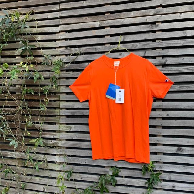 Champion Men's T-shirt - Orange - M on Productcaster.