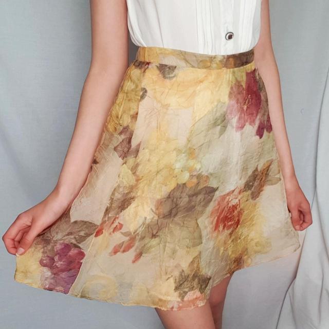 Vintage Women's Midi Skirt - Cream/Red - UK 8 on Productcaster.