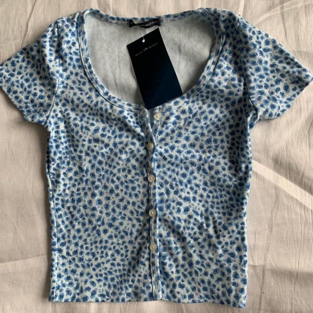 Brandy Melville Women's T-shirt - Blue - One size on Productcaster.