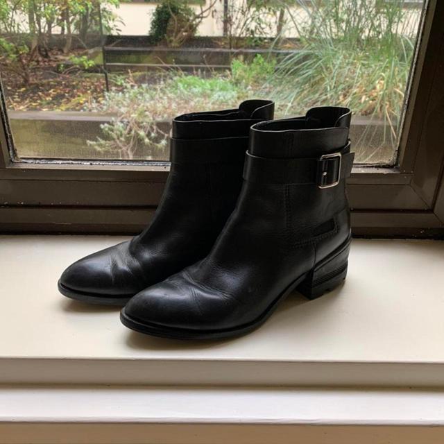 Alexander Wang Women's Boots - Black - UK 6 on Productcaster.