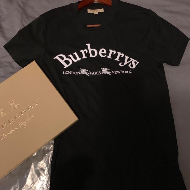 Burberry Men's T-shirt - Black - S on Productcaster.