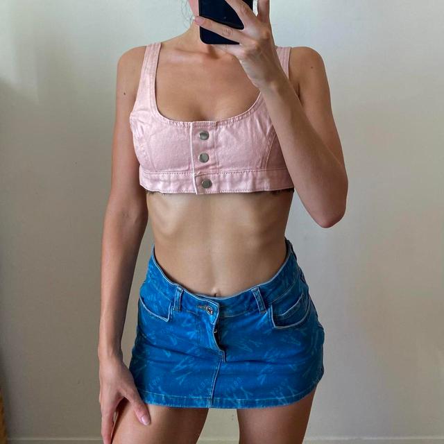 PrettyLittleThing Women's Crop top - Pink - 10 on Productcaster.