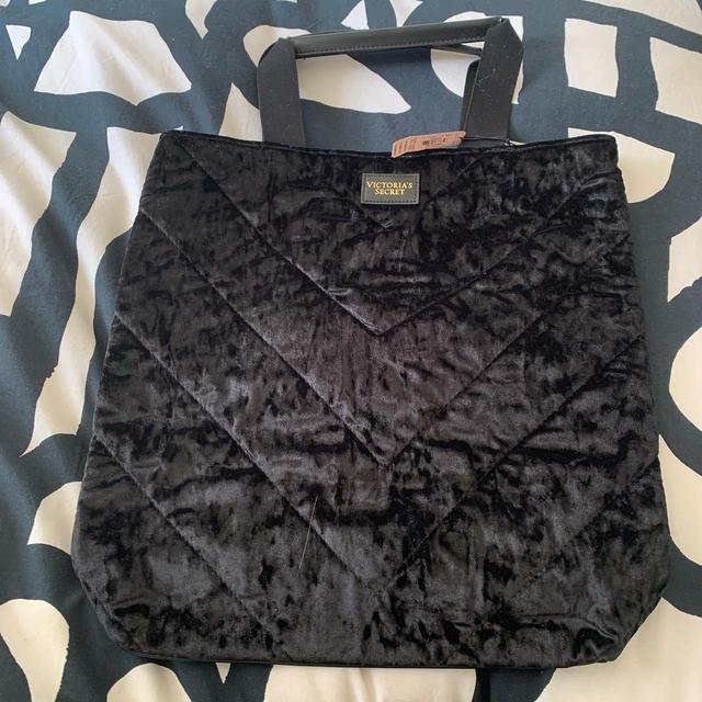 Victoria's Secret Women's Tote bags - Black on Productcaster.