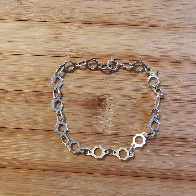 Preloved Women's Bracelet - Silver on Productcaster.