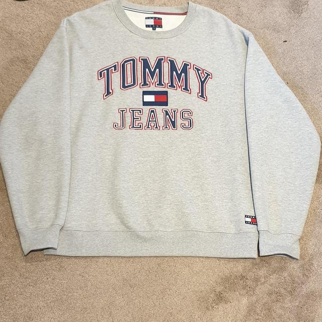 Tommy Hilfiger Men's Sweatshirt - Grey - XL on Productcaster.