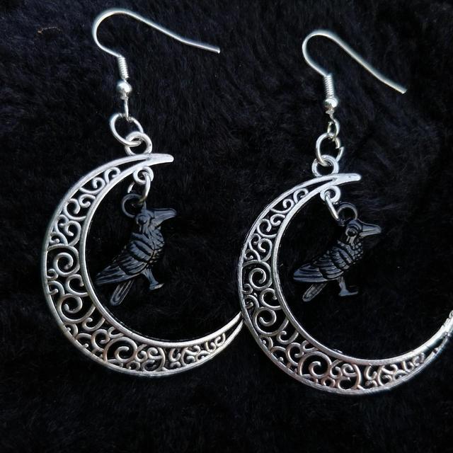 Women's Earrings - Black/Silver on Productcaster.