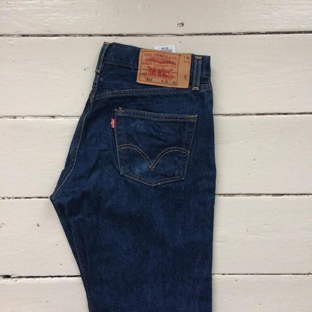 Levi's Men's Jeans - Navy - 31" on Productcaster.