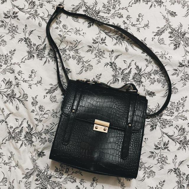 ASOS Women's Bag - Black on Productcaster.