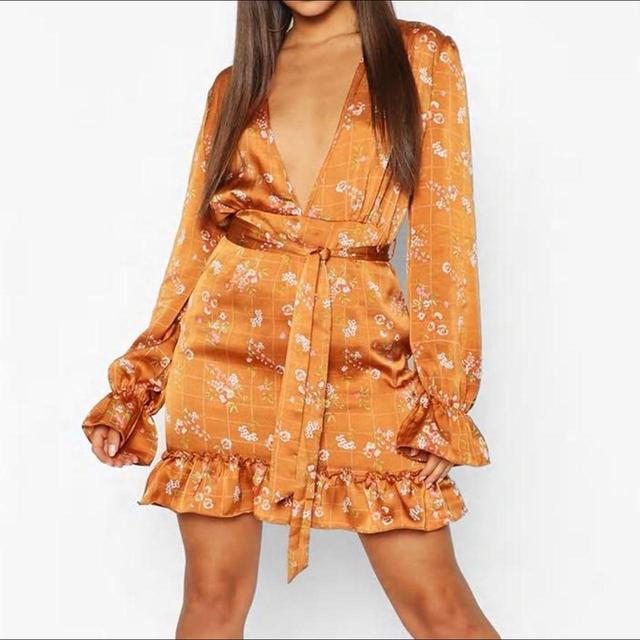 Boohoo Women's Dress - Orange - S on Productcaster.